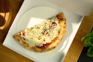 FIZZA Espoo Lähderanta Pizza-automaatti