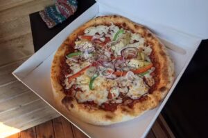 FIZZA Espoo Niittykumpu Pizza-automaatti