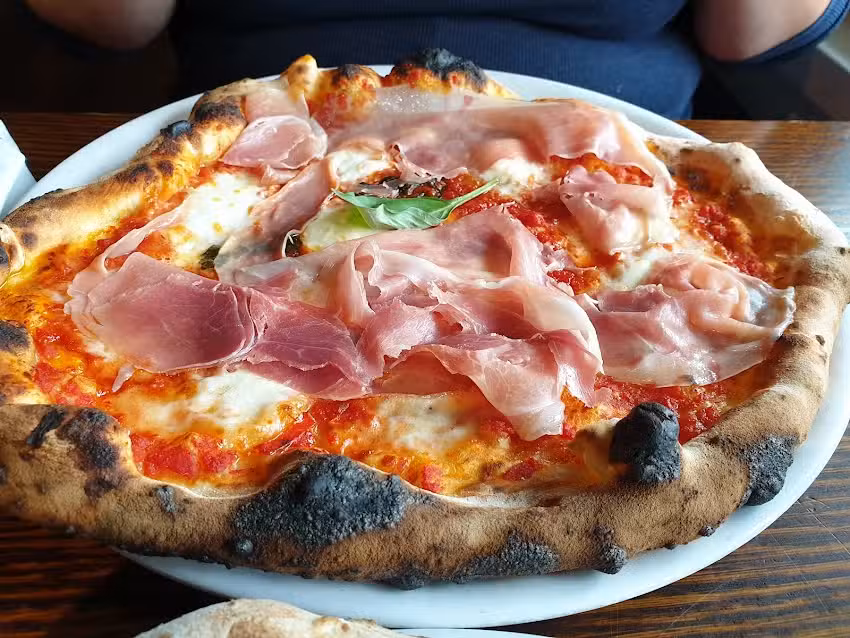 Johnny’s Heist Oulu