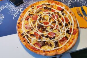 Kebab Pizza Lain