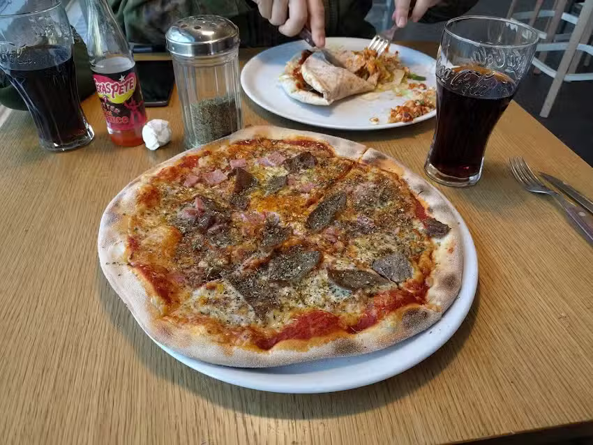 Kotipizza Hamina, Sibeliuskatu