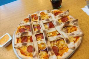 Kotipizza Valkeakoski, Hakalantie