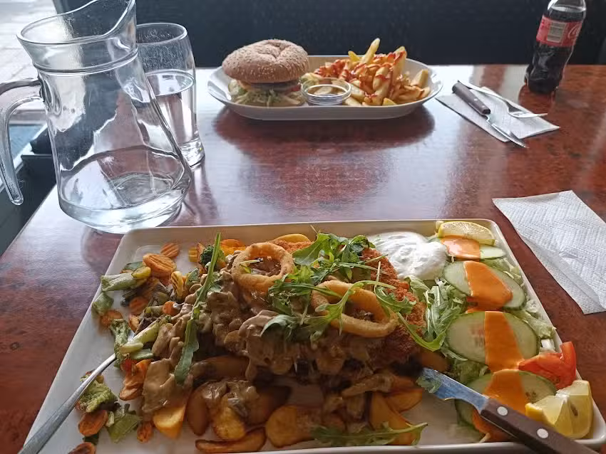 Oliivi Kebab-Pizzeria